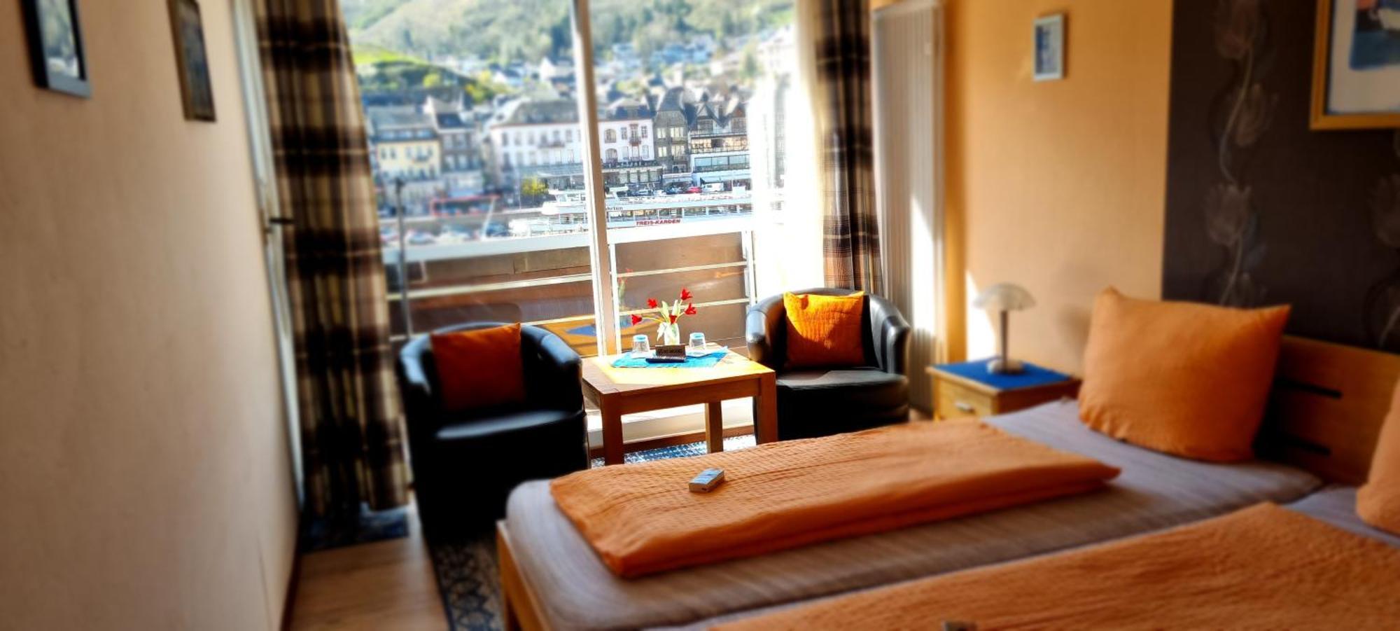 Pension Regina Cochem Exterior photo