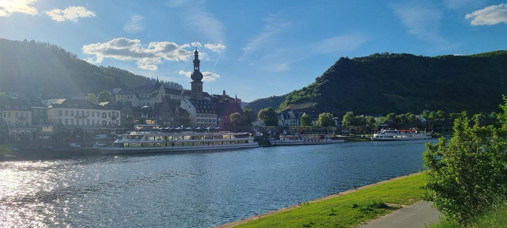 Pension Regina Cochem Exterior photo